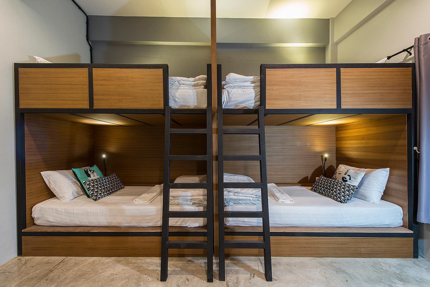 Sleep Station Hotel Surat Thani Buitenkant foto